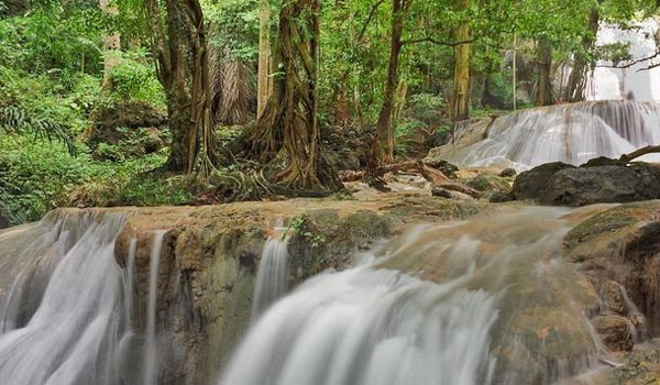 Air Terjun Oenesu